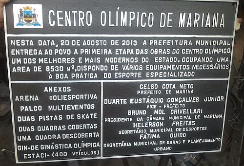 Exemplo de Placa de Inaugurao